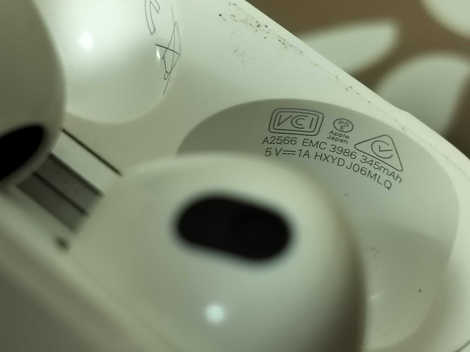 Casti In Ear Wireless Apple AirPods 3 MagSafe Charging Case Originale