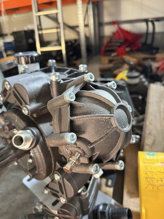 Помпа за щангова пръскачка с балон