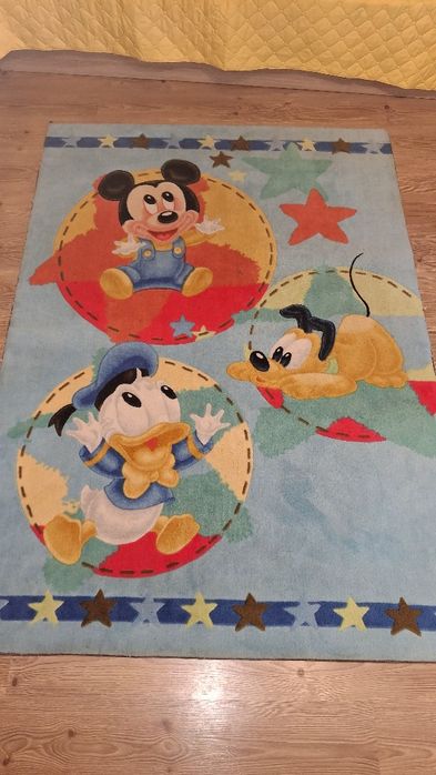 Килим детски на мики маус
