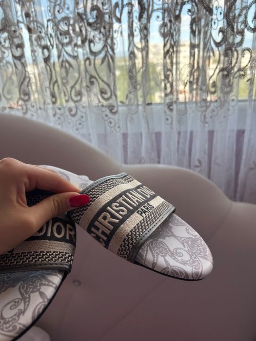 Чехли Christian Dior