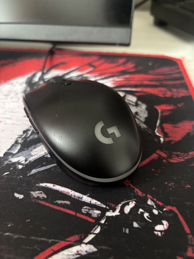 Продам мышь Logitech g102