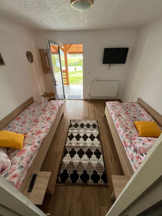Inchiez camere in regim hotelier disponibila craciun si revelion