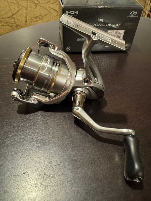 Макара SHIMANO Sedona 2500S