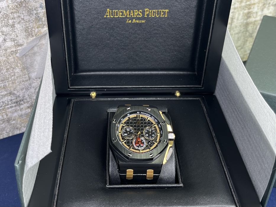 Часовник Audemars Piguet НАМАЛЕН!