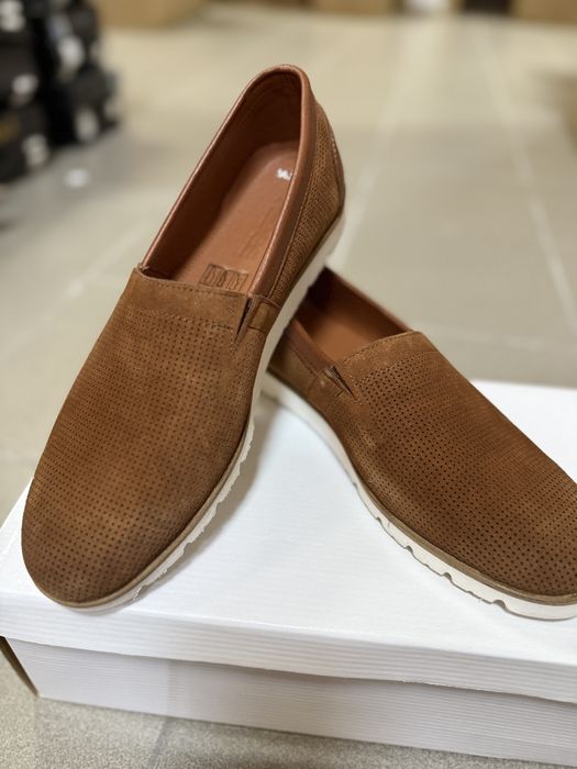 Vand mocasini din piele intoarsa