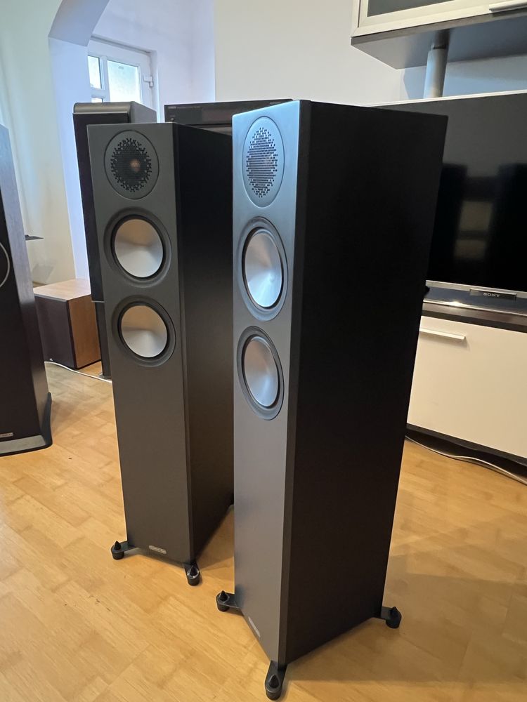 Boxe de podea Monitor Audio Bronze 200