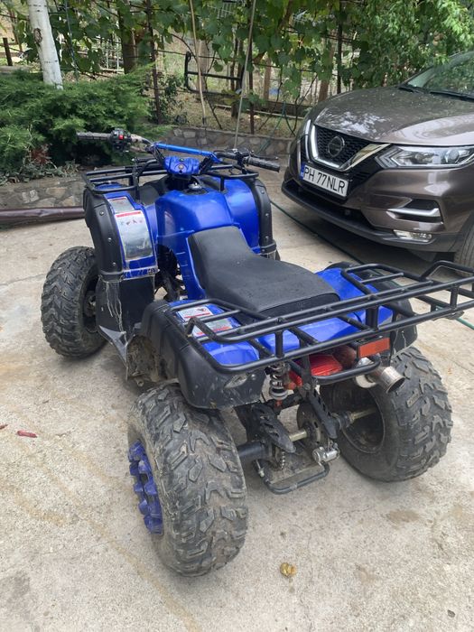 Vand atv 250cc aproape nou