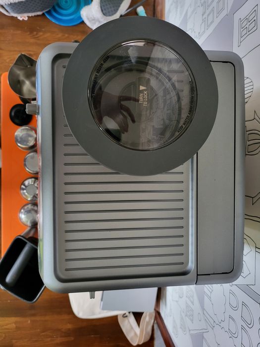 Еспресо машина SAGE Barista Express Кафемашина с кафемелачка