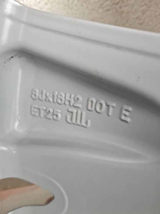 Оригинални джанти за ФОЛКСВАГЕН VW AUDI SEAT SKODA R18 5x112 ET25 8J