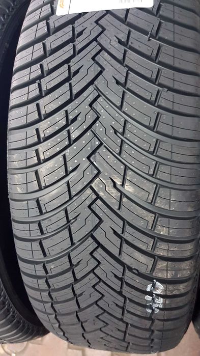anvelope PIRELI CINTURATO all seazon 225/65R17