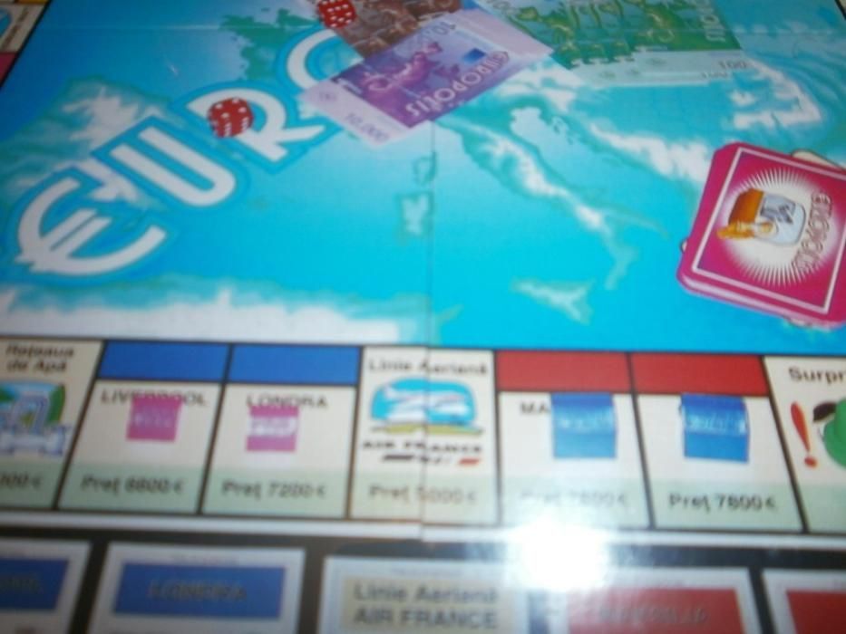 Joc Europolis tranzactii imobiliare tip monopoly