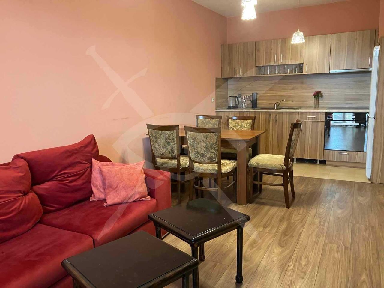 Дава се под наем Двустаен апартамент в Варна, Базар Левски - 55 кв.м за 450 € - Снимка #1