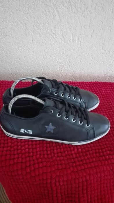 Tenesi Converse nr 39 piele