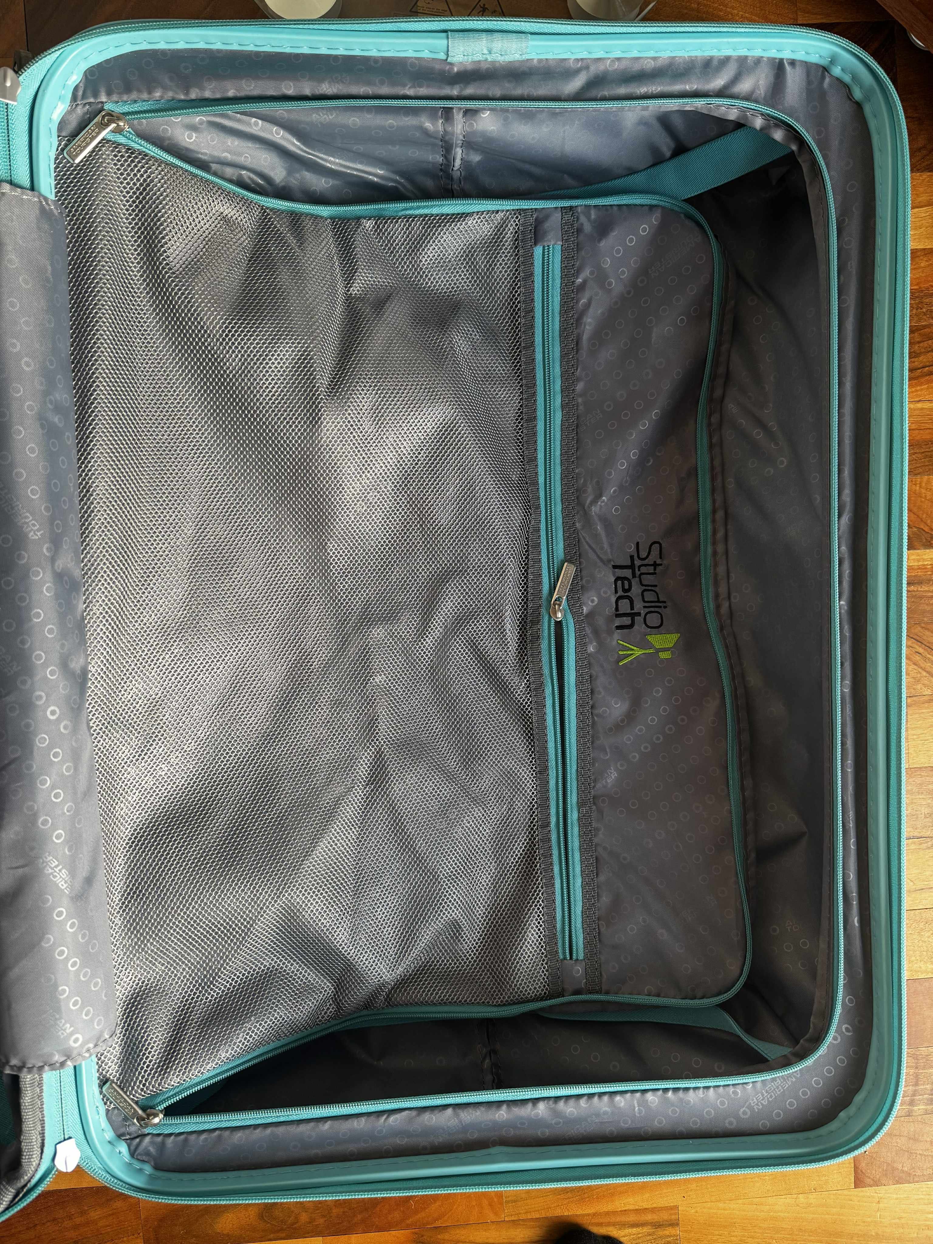 Куфар American Tourister SoundBox 77 cm куфар
