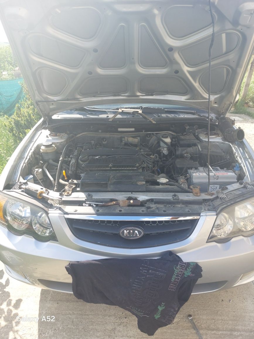 Kia shuma 2 an 2003