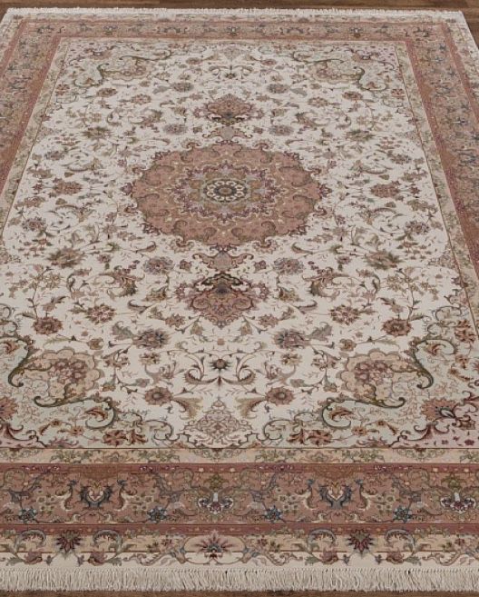 Ковер     новый иранский качественный в   упаковке    .