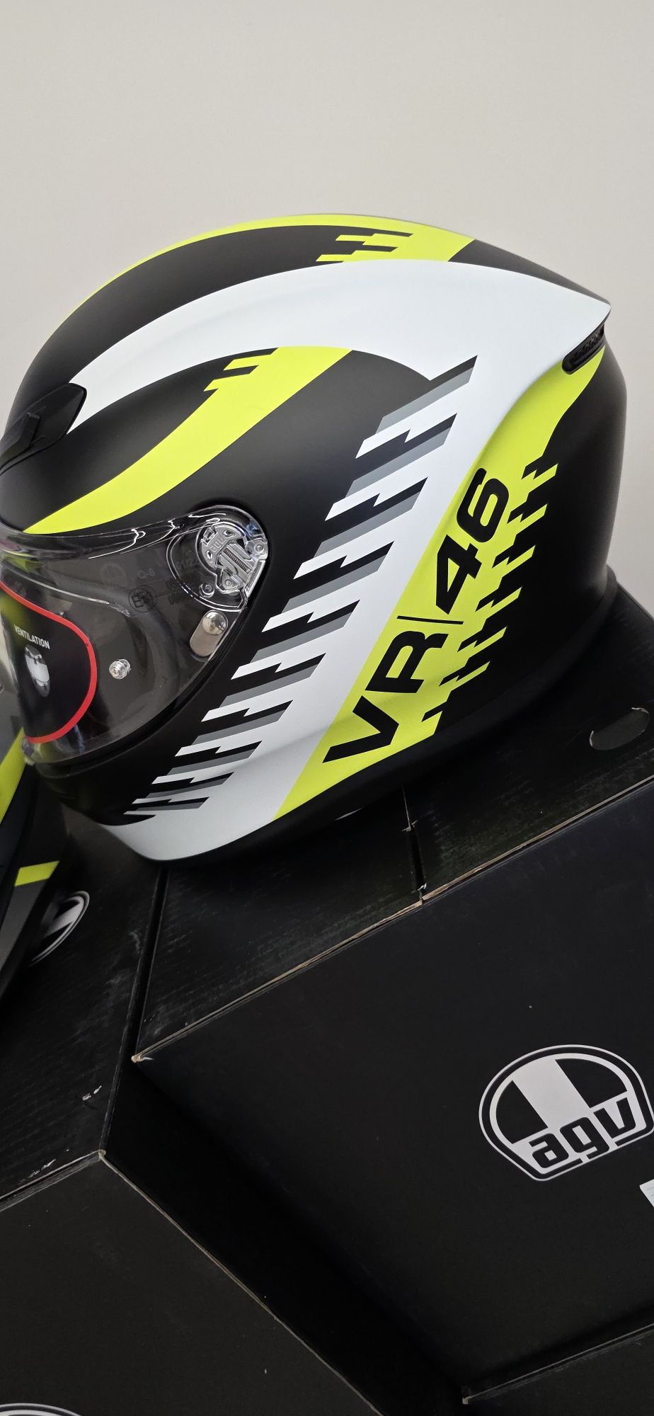 Мото каска AGV K6