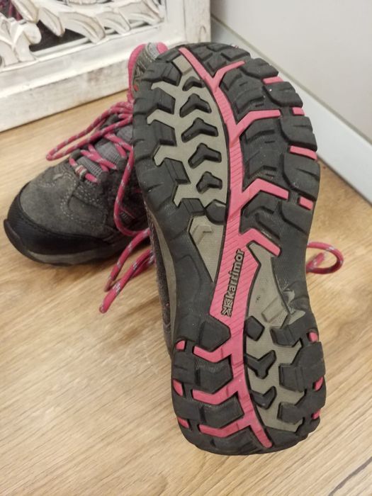 Ghete/ botine, marime 30,5. Piele naturala. Noi.