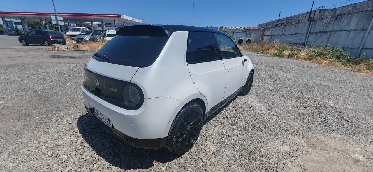 Honda e Електрически