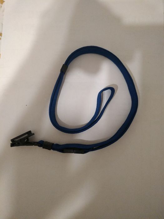 Шнурок на шею с клипсой для бейджа