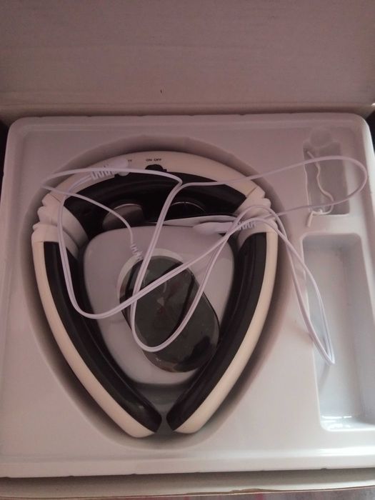 Уред за масаж на тила