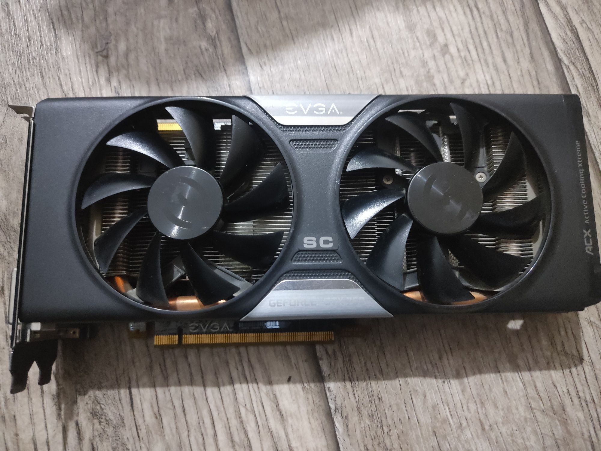 Продаю видеокарту Geforse GTX 760 2GB