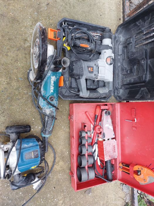 Vând  Generator Evotools, flex Makita, rotopercutor,  freza , plita pp