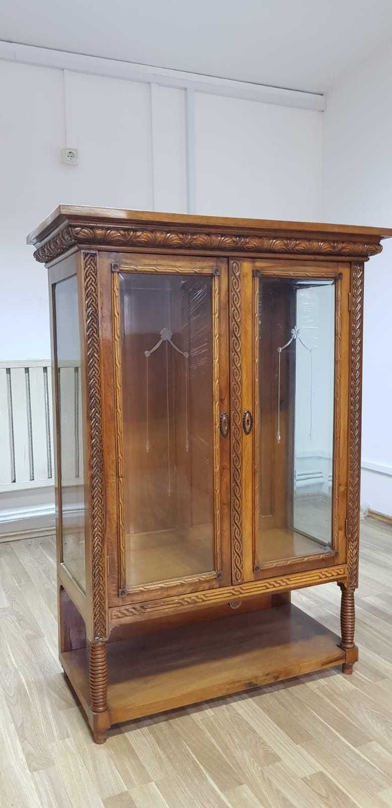 Mobilier stil Regina Maria