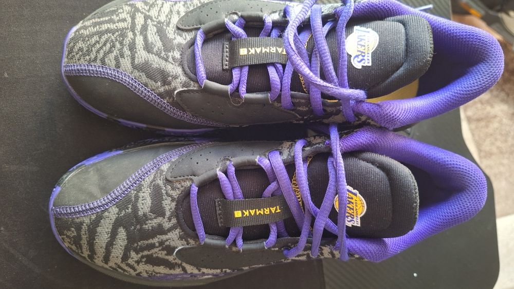 Adidasi Lakers Nba masura 40