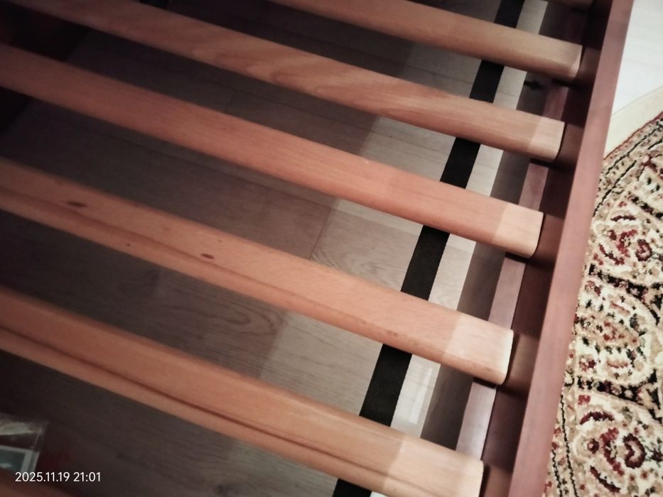 Продам кровать двухспальная