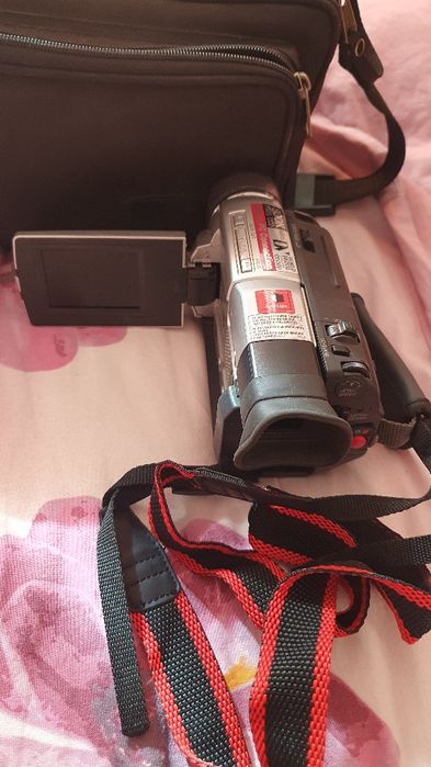 Camera mini JVC cu geanta