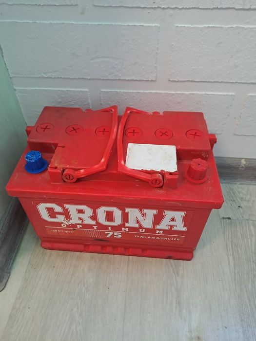 Аккумулятор 60 Ампер и 75 Ампер есть