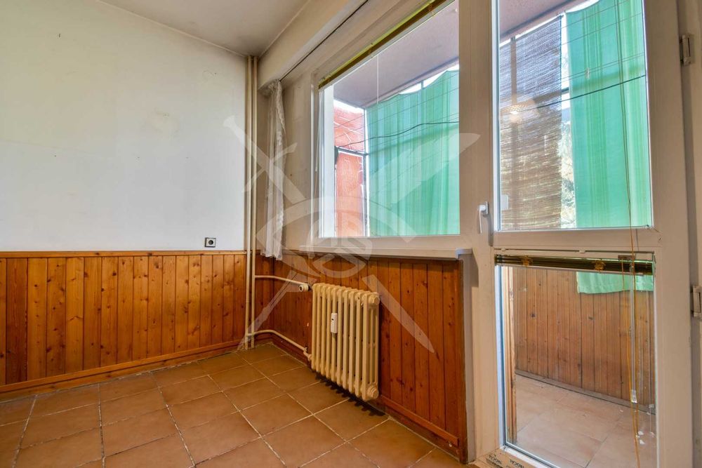 Тристаен апартамент в жк. Бъкстон № 93099