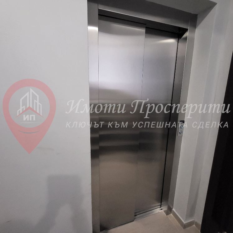 3-стаен в София-Център площ 82 цена 790