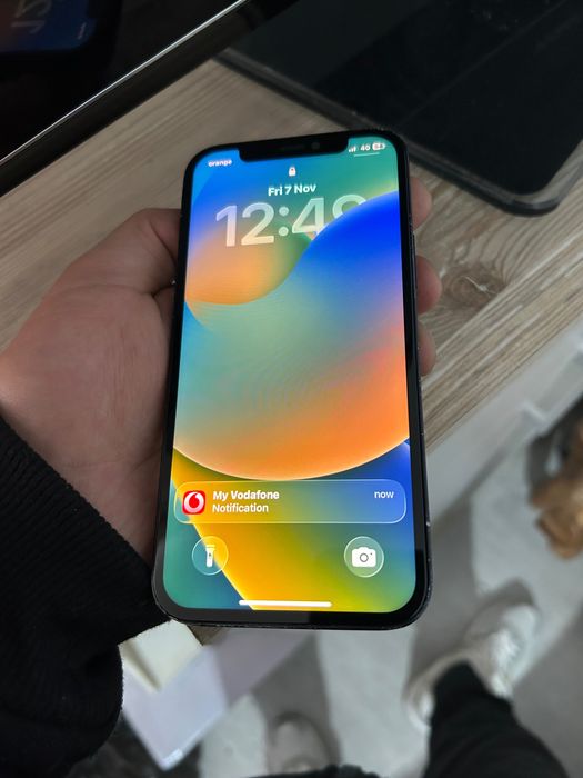 iPhone 12 de vanzare