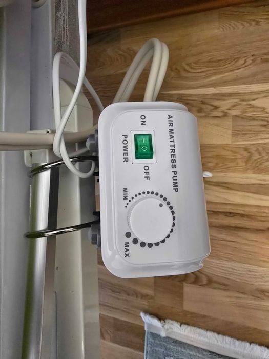 Pat medical 3 segmente + saltea nouă + saltea antiescară gratuit