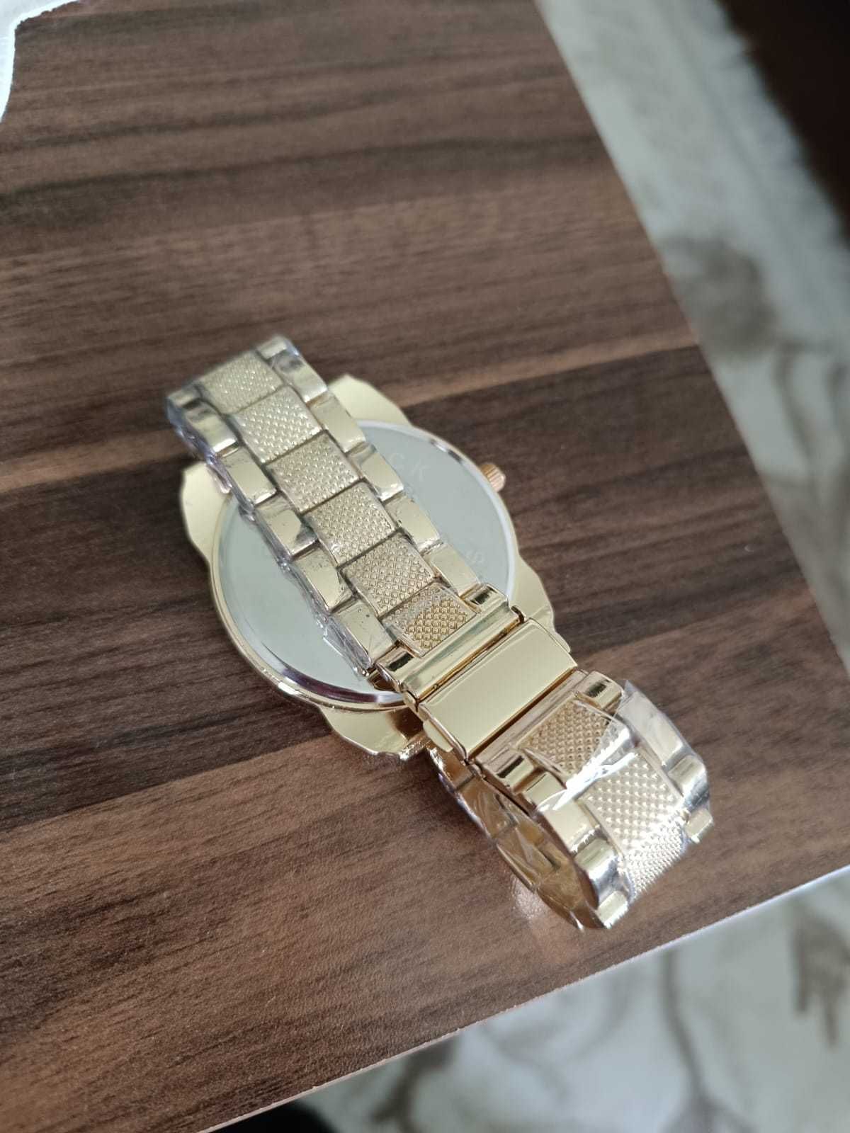 Часовник Stainless steeel back