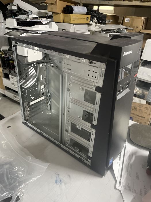 Donez doua carcase pc Lenovo