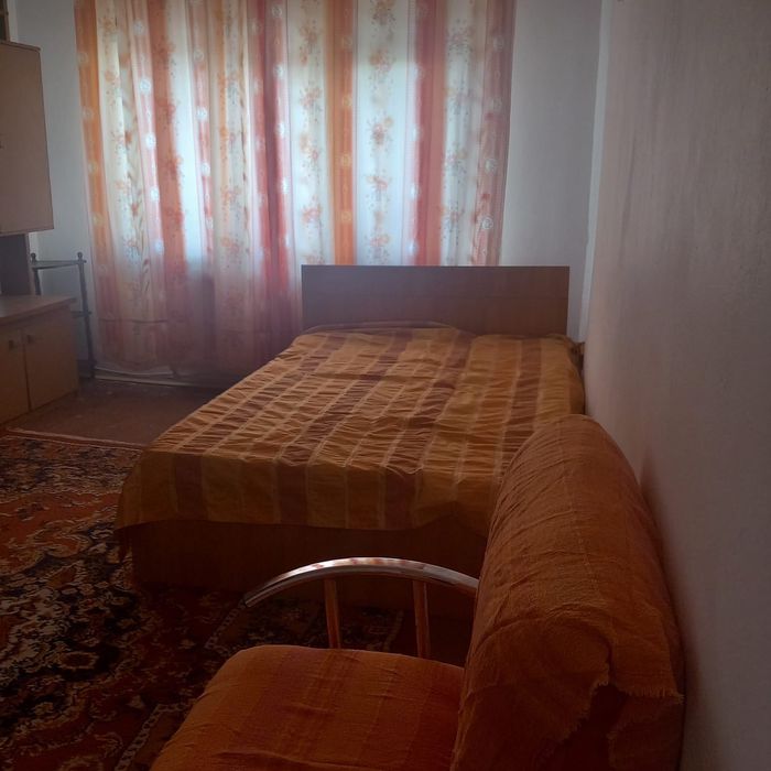 Apartament cu două camere în Rovinari