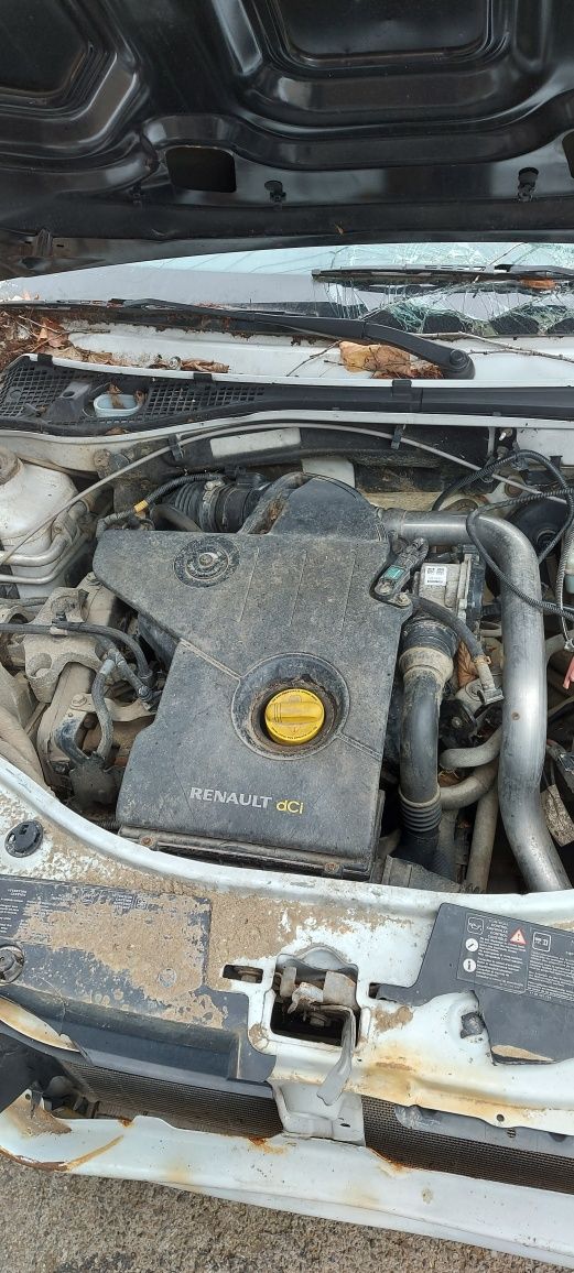 Dezmembrez Dacia Duster 2012 4x4 4WD 1,5 dci piese duster