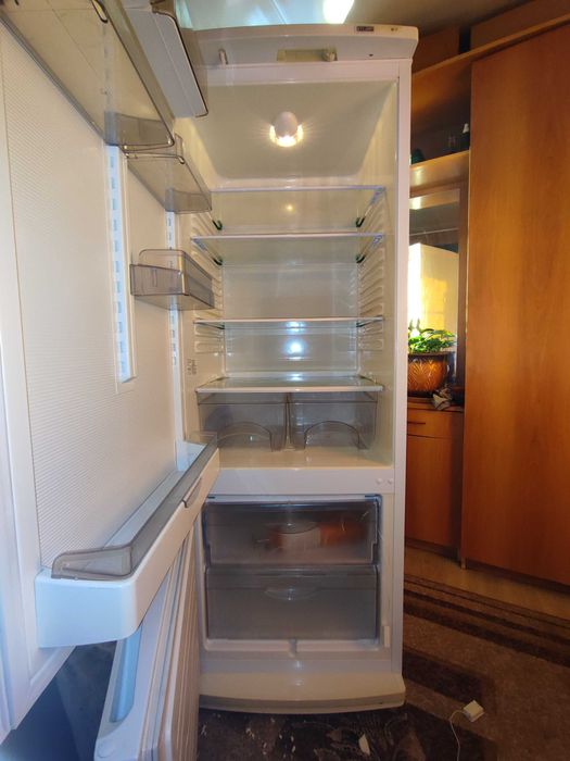 Продам холодильник бу