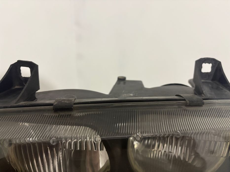 E36 фарове HELLA