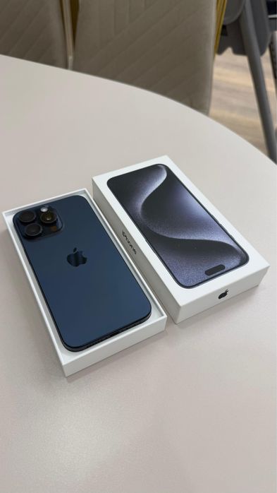 Продам iphone 15 pro max 512 gb