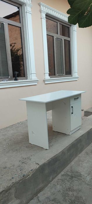 Kompyuter stoli zakazga