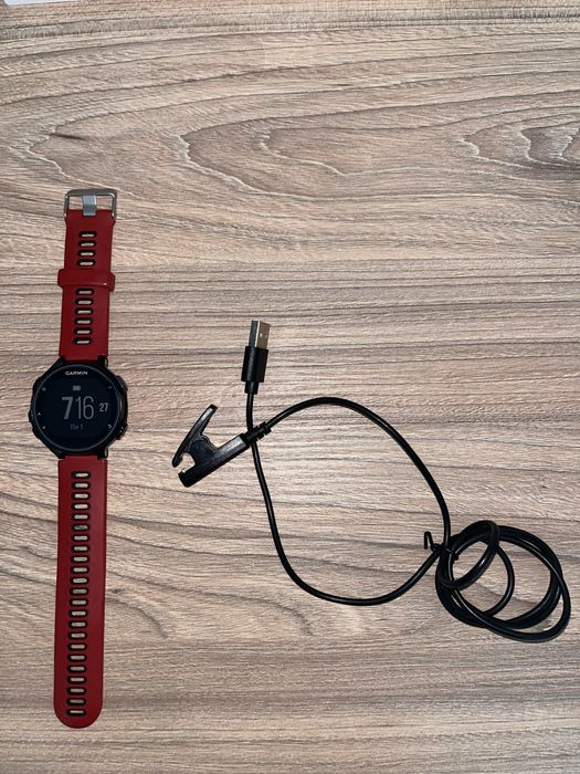 Продам часы Гармин/Garmin Forerunner 735xt