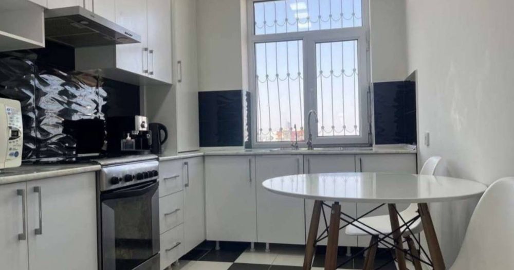 Хамза метро 2 комн новостройка