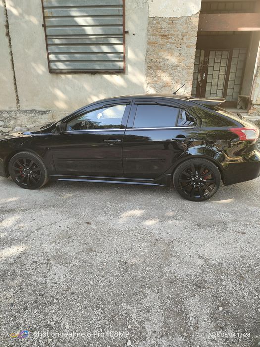 Митсубиши Лансер Спортбек