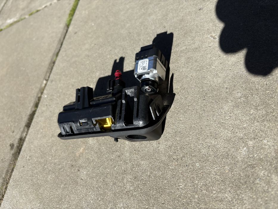 Задна камера Октавия 4