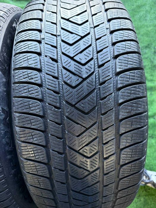 Anvelope Iarna 275/45/21 Pirelli