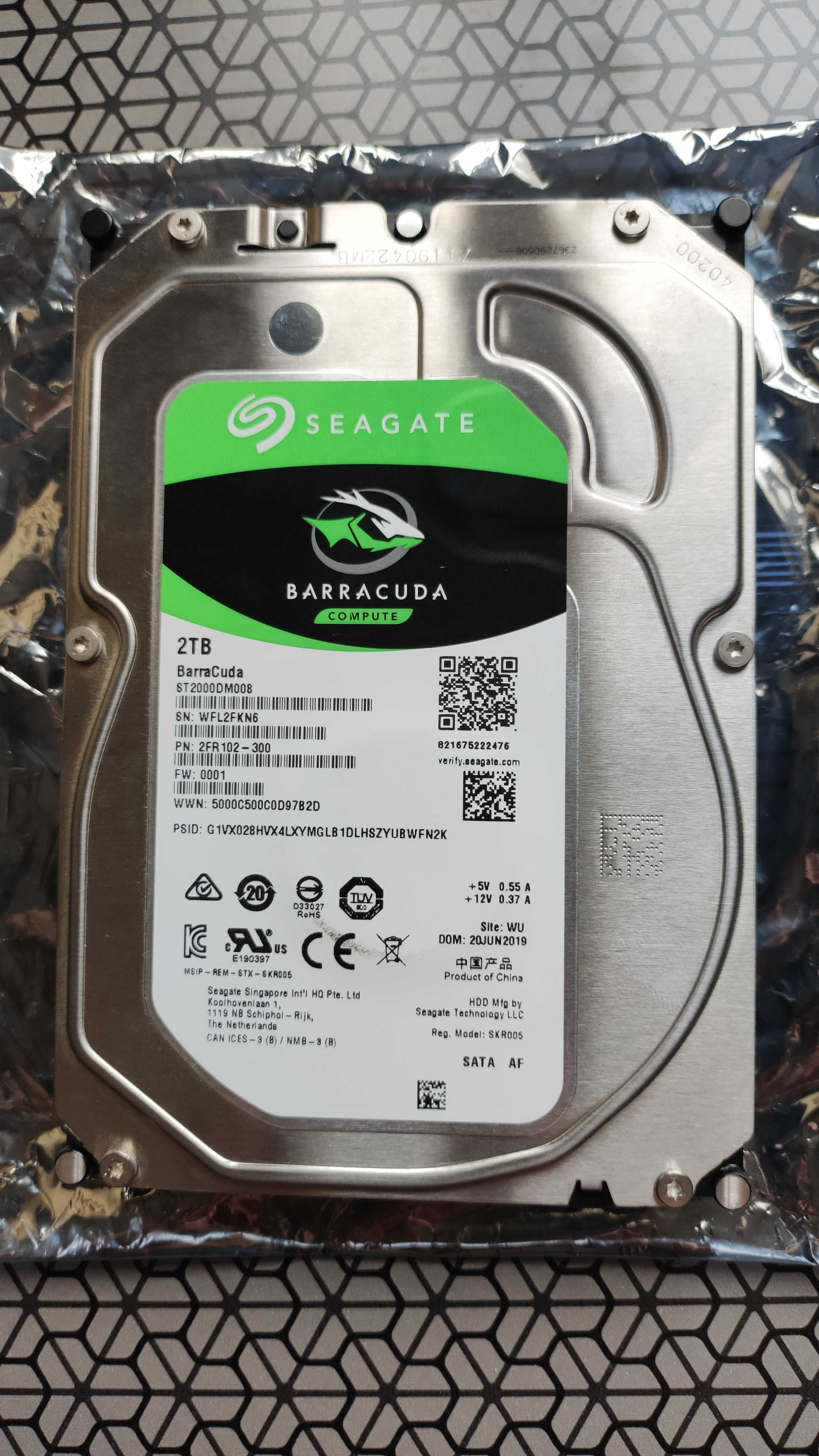 Твърд диск Seagate 2TB